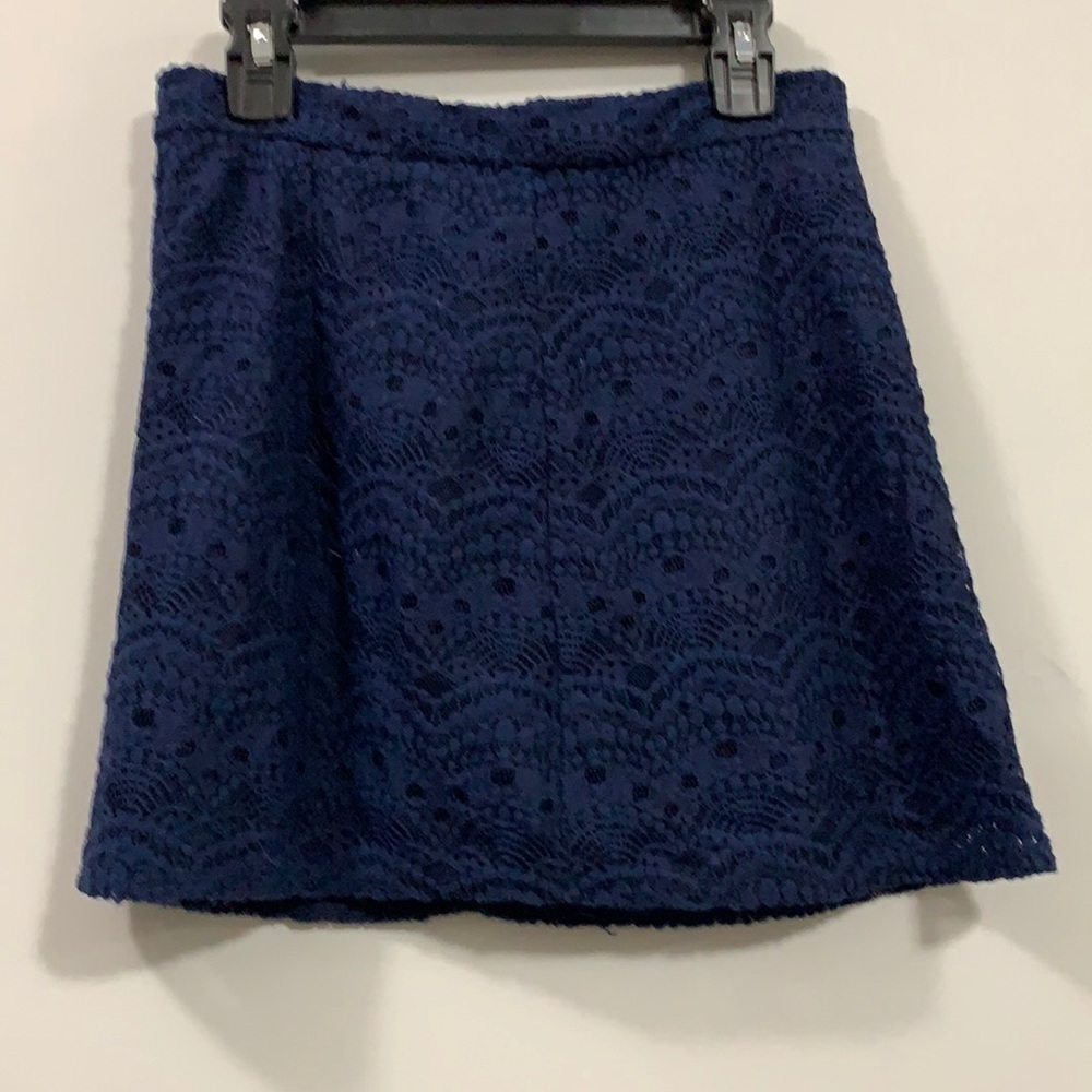 Forever 21 Teeny dark blue lacy mini skirt Small
